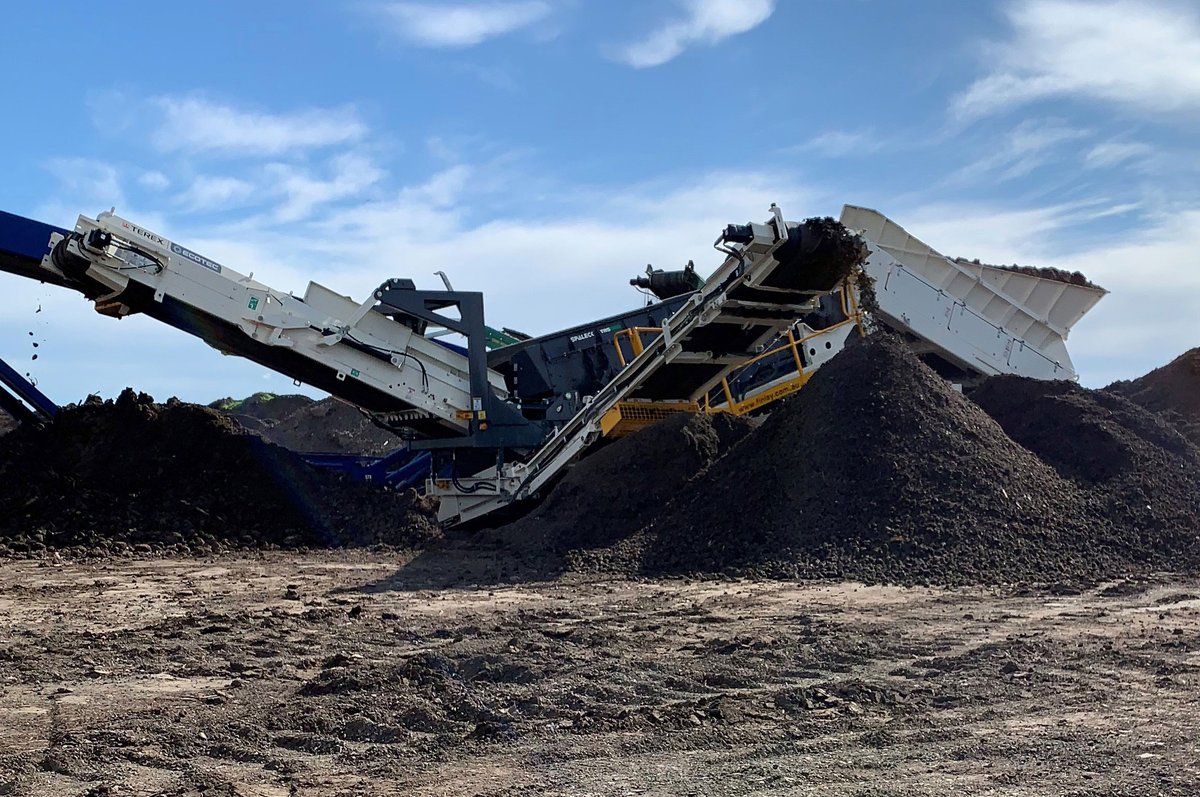 TerexEcotec's tweet photo. Terex Ecotec’s TRS 550 Boosts Processing Capacity at Repurpose It – read the full story here https://t.co/0GSdnSrw5C
#JobStory #Ecotec #RecyclingScreen #Spaelck https://t.co/Tx0Ub89Fee