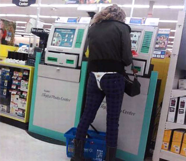 People of Walmart tweet media
