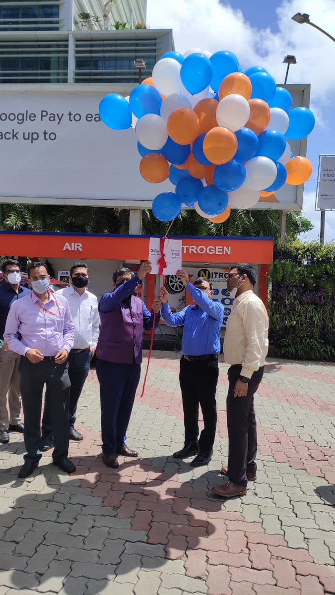 GM (RS) Sh <a href="/AjayShri1311/">Ajay Shrivastava</a> launched #GooglePaycashbackatIndianOil  at COCO BKC in the presence of  DRSH <a href="/IOCLMumbaiDO/">IOCL-Mumbai DO</a> Sh Ashish Gupta &amp; other senior officials of <a href="/IOC_Maharashtra/">IndianOil Maharashtra</a> &amp; MDO. Live demo was done &amp; customers doing Gpay transactions were felicitated. <a href="/ED_MSO/">Executive Dir & State Head, MSO</a> <a href="/AkhauriEd/">Amitabh Akhauri, ED(Retail Sales - S&W), IndianOil</a>