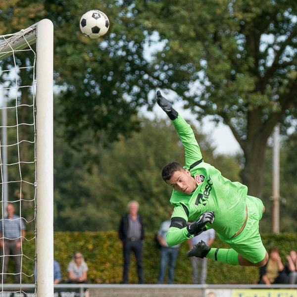 073voetbal.nl on Twitter: "Mysterie rond 'vernieuwd' @vlijmense_boys. "De  Vlijmense mentaliteit moet weer terugkomen." Interview met doelman Matthew  van Dommelen: https://t.co/1q193bTNvd https://t.co/xIbAPtg49k" / Twitter