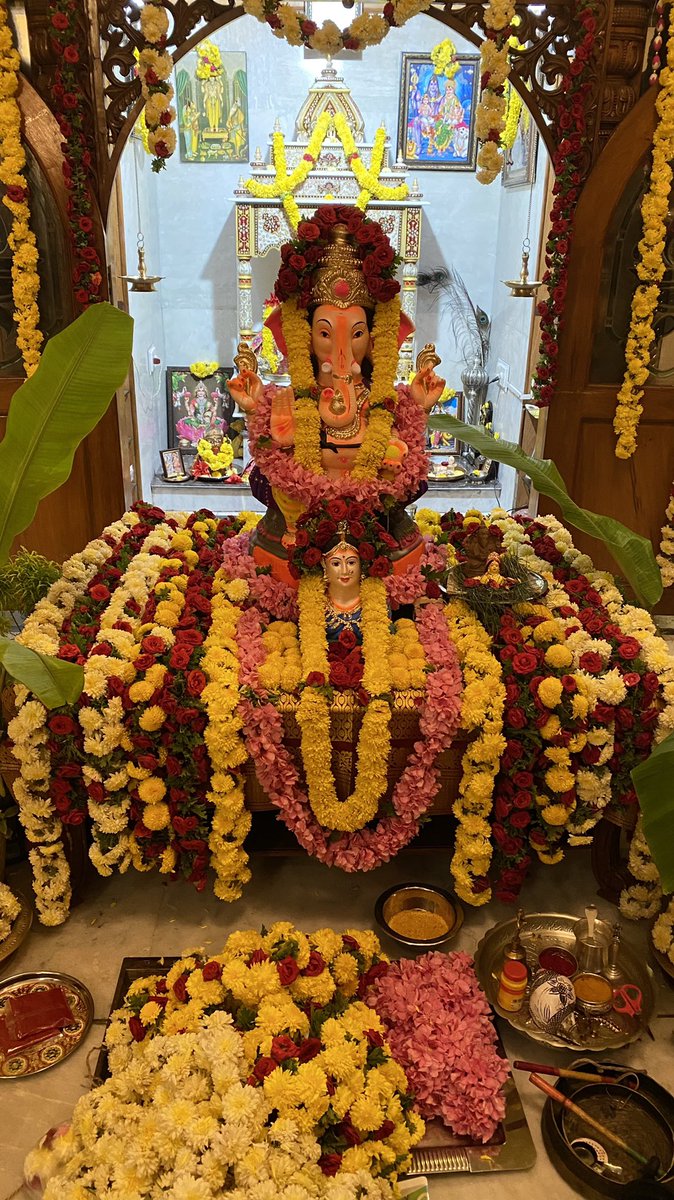 nimmaupendra's tweet photo. ಎಲ್ಲರಿಗೂ ಗೌರೀ ಗಣೇಶ ಹಬ್ಬದ ಹಾರ್ದಿಕ ಶುಭಾಶಯಗಳು
 💐🙏🙏💐 https://t.co/IhS6sdnkqd