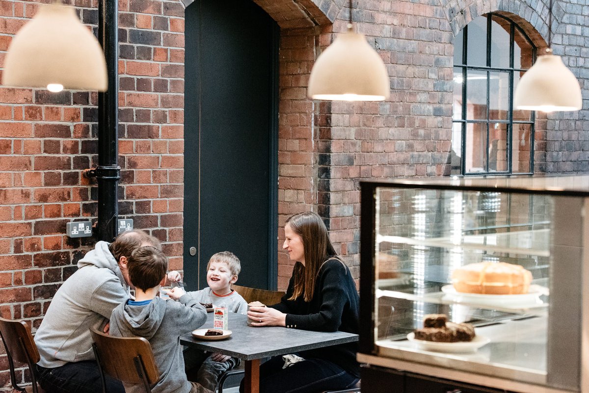 derbymuseums's tweet photo. 🚨 New job just listed 🚨
We're looking to grow our small team of experienced Chefs at the @MuseumofMaking River Kitchen with the addition of a Chef De Partie.
Could this be the job for you? Find out more and apply: https://t.co/X9vCKFJs8i
Image by Chris Seddon Photography https://t.co/MSEBcDthNp