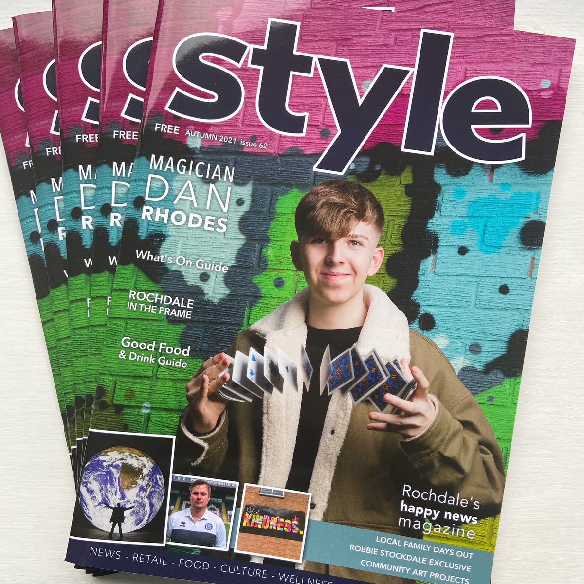 Our colourful autumn edition is out now! Full of #happynews from across #rochdale plus interviews with <a href="/DanRhodesMagic/">Dan Rhodes</a> &amp; <a href="/officiallydale/">Rochdale AFC</a> manager, Robbie Stockdale.

If you haven’t had it delivered, DM for your nearest pick up point or read online: linktr.ee/rochdalestyle