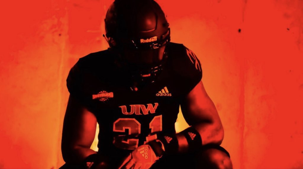 UNISWAG's tweet photo. Stealth Mode threads for @UIWFootball 

#uniswag https://t.co/8lc1vVhEK3