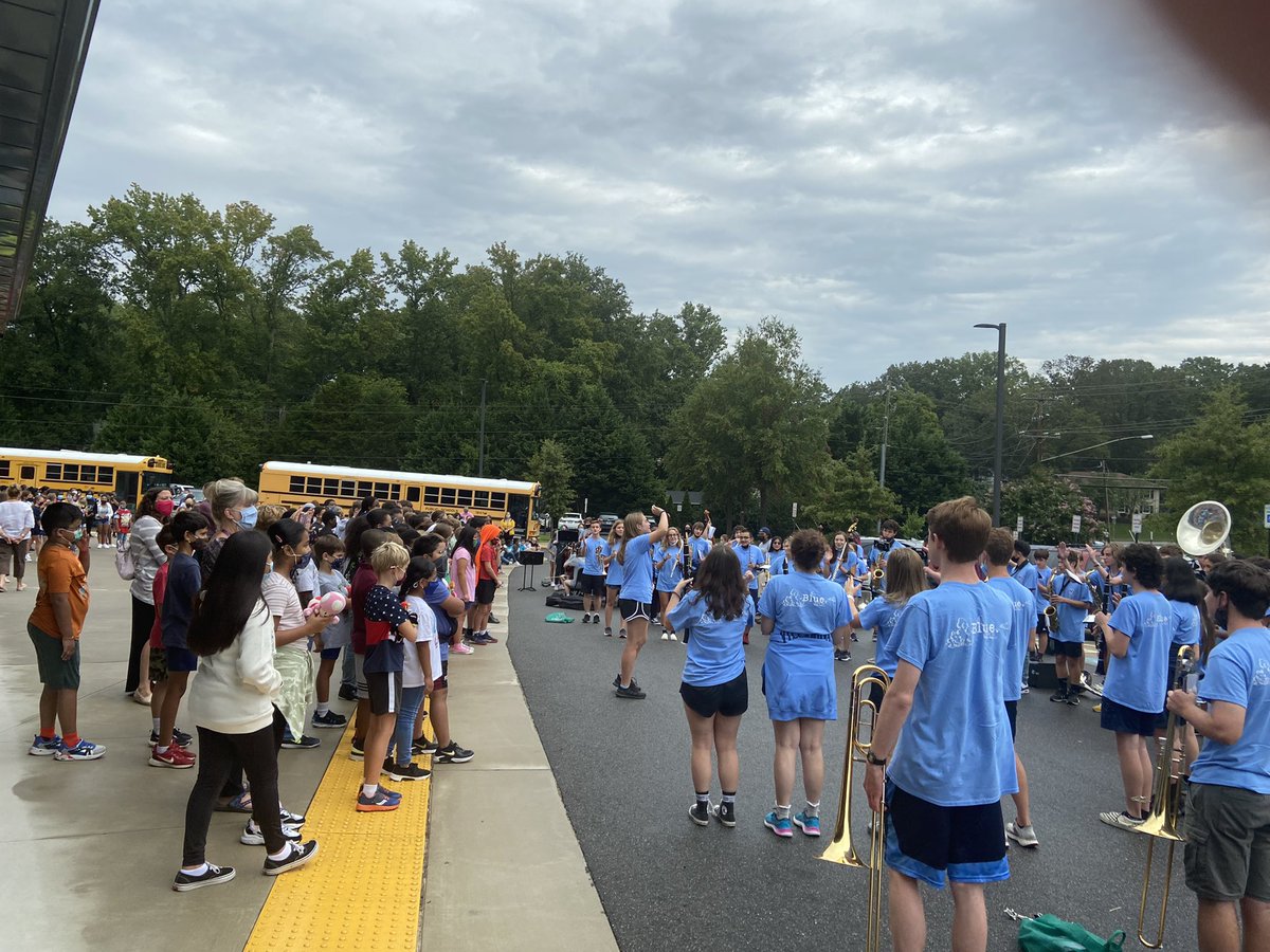 Julie Kubiak tweet media