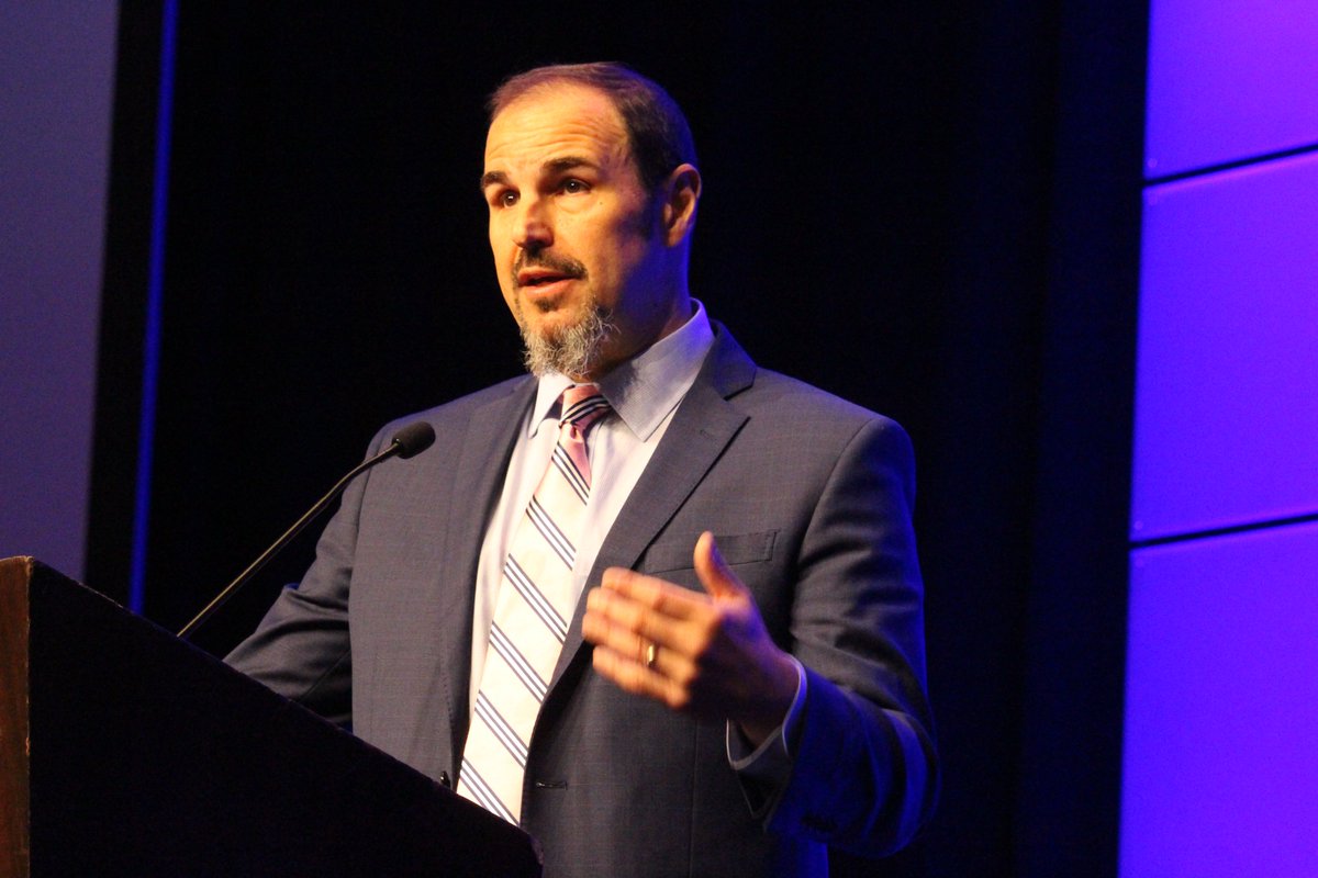 Education really helps the process.
#JointReplacementClass builds patient confidence, reduces office calls, improves patient
satisfaction
#Prehab helps decrease pain &amp; decrease cost

Dennis Golis, MSPAS, PA-C discussing Opioid Free Protocol for #KneeArthroplasty at #PAOS2021!