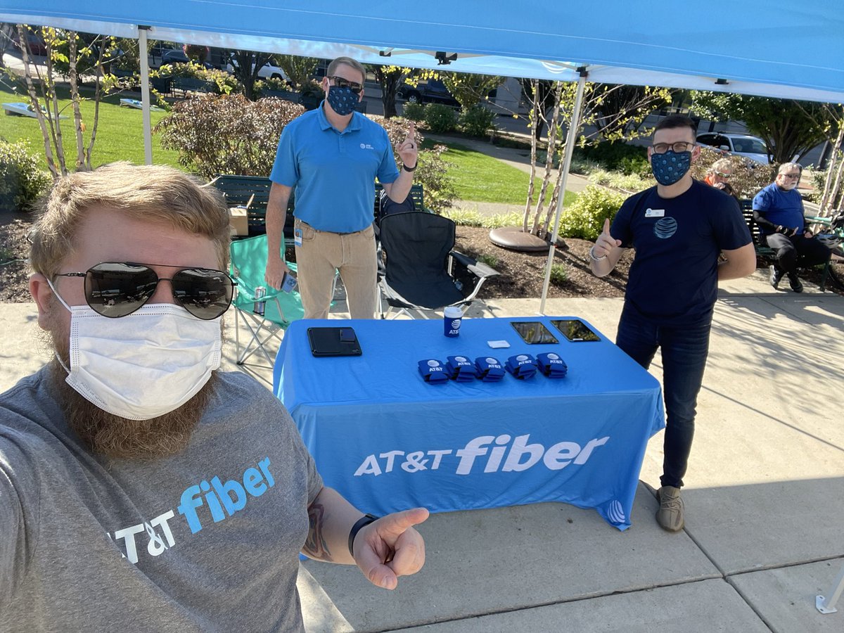 Dayton Co-Working Day! Let’s make these connections! #AttFiber #lifeatatt #AttBusiness @TylerGorrellATT <a href="/pSizzle127/">pSizzle127</a> <a href="/inju_berry/">Inju Berry</a> <a href="/AjDekken/">AJ Dekken</a> <a href="/tess_conrad/">Tess Conrad</a> @oliveiramikeO @BrianWest_OHPA