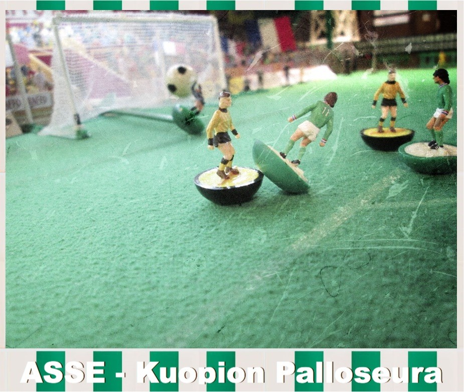 DanteSubbuteo's tweet photo. Saint-Étienne v KuPS
1967-68 European Cup
#subbuteo https://t.co/qU4y1Qbrpk