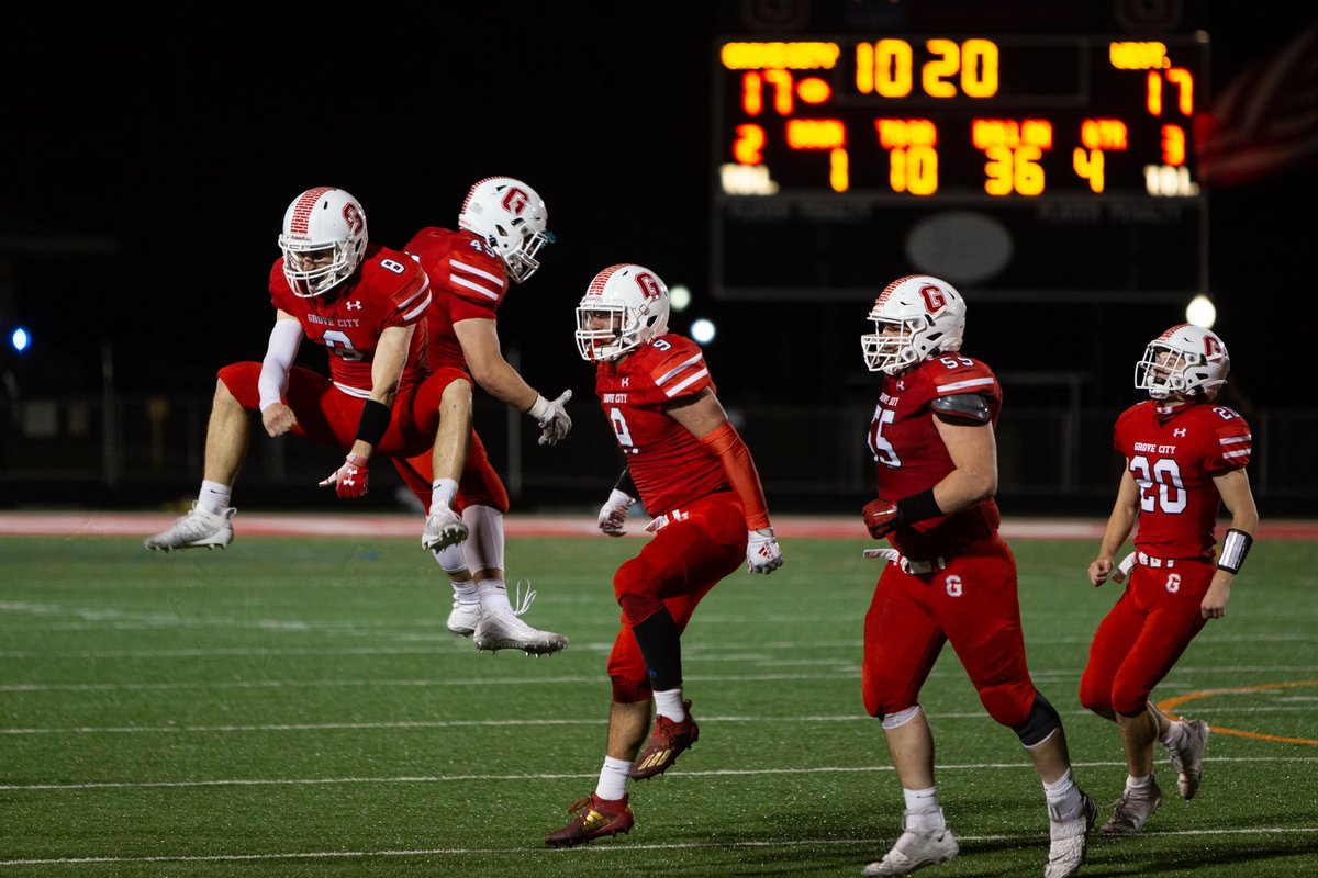 “Trust me, you want to be a Wolverine.”

Nearly a quarter of Grove City College’s student body are wearing the crimson and white this year as members of one of the College’s NCAA Division III sports teams! 🎉

Check it out! gcc.edu/Home/News-Arch…