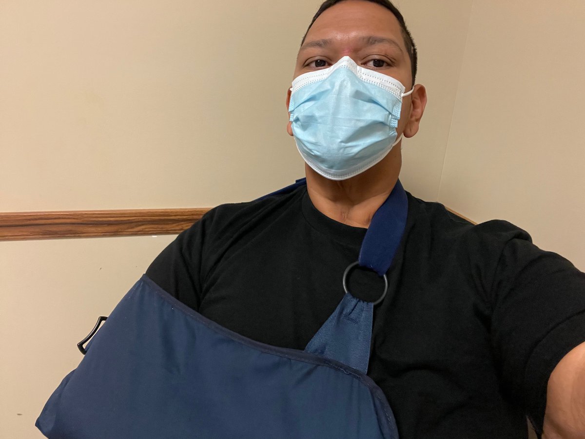 DrFredoHTX's tweet image. In pain!’ 😂 #GreatDaneProblems