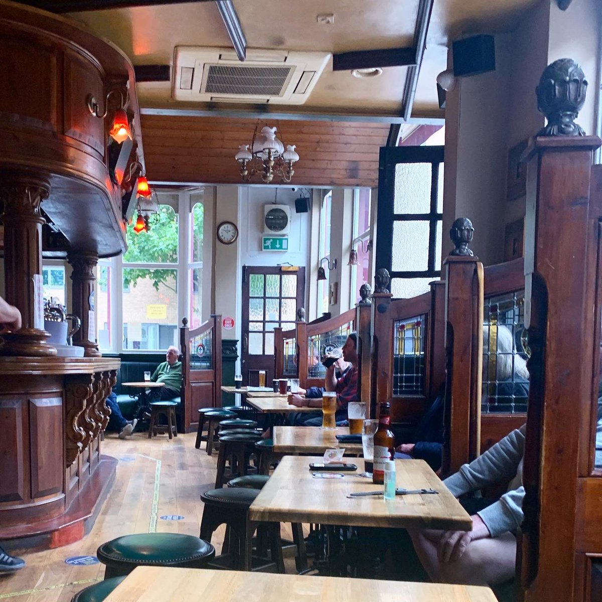 TheLondonPubMap's tweet photo. The Shepherd and Flock, Shepherds Bush https://t.co/5oJs9KrYeP #London #pub #londonpub #shepherdsbush https://t.co/QT9mFmH5IU