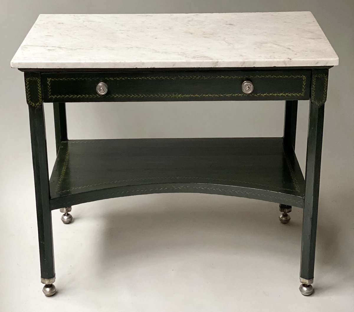 LotsRdAuctions's tweet image. Lot 391
Serving/Console Table.

Estimate £700 - £1000

#servingtable #consoletable #antique #furniture #19thecentury #handpainted #lotsroadauctions #lotsroad #interiors #theauctionhouse #presale #upcomingauction