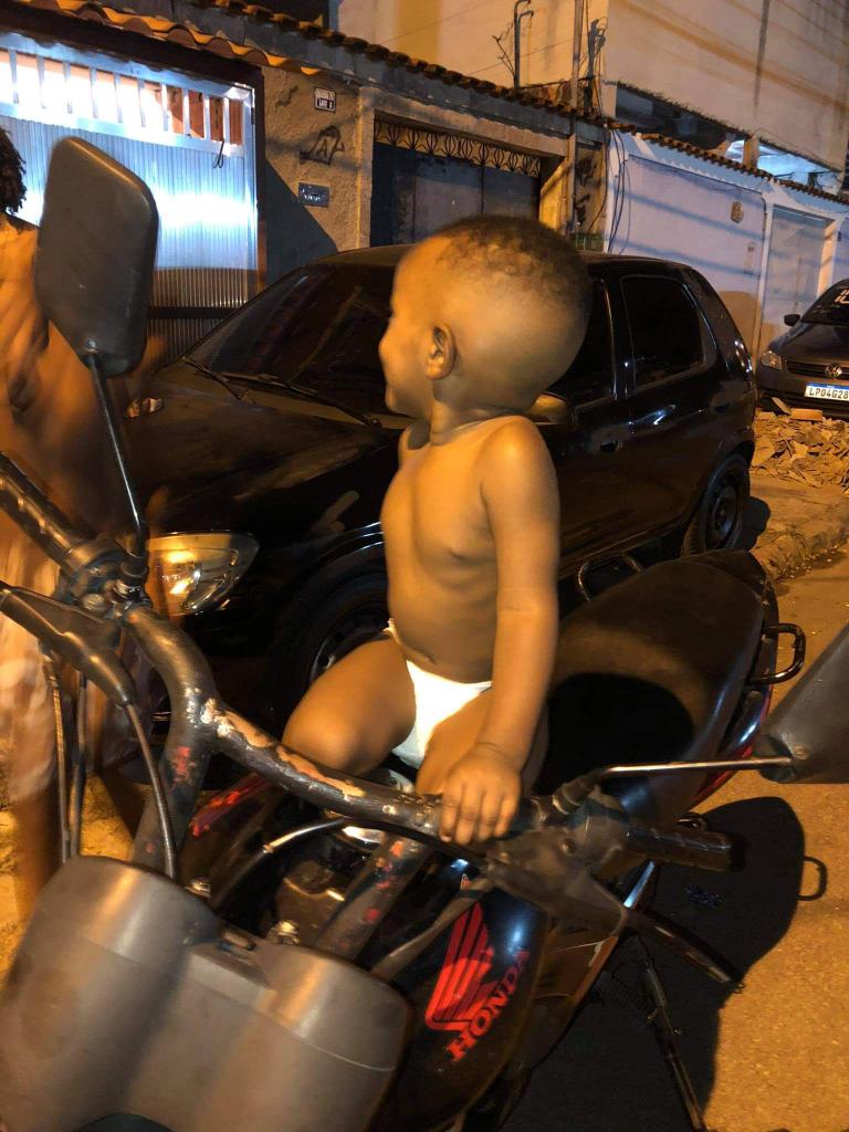 carlaah_'s tweet photo. Calma aí ✋🤨/ agr vai 🤪😏
 Amo muito meu homenzinho 🥰💙 https://t.co/mTRN4O1yTk