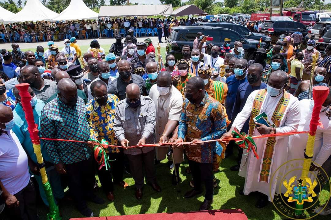 OneDOneF's tweet photo. President Akufo-Addo has just commissioned CH Global Limited, the GH¢10 million yam and cassava processing factory, operating under Government’s 1-District-1-Factory initiative. 

The state-of-the-art factory located at Addo Nkwanta, in the Krachi East District of the Oti Region. https://t.co/xQgnbmsQbZ
