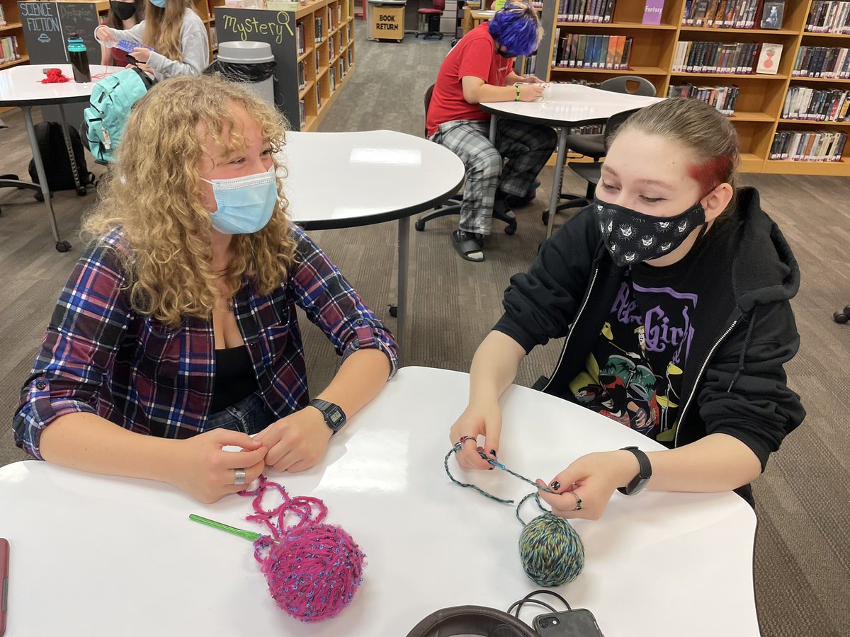 mad_library's tweet photo. Knitting, looming, and crocheting during Warhawk Time…great way to unwind!#selfcare @JamesMadisonHS https://t.co/lbSwag1iw1