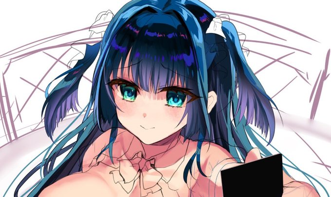 新作マンガ、発育のいいJCが裏アカはじめて騙される話。現在製作中です。こちら紙媒体は冬コミ合わせになり、セットにも入ります。電子はもうちょっと早い配信になると思います。 