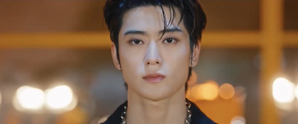 sfkkfs_'s tweet photo. ไม่ไหวจะเป็นลม หล่อมาก https://t.co/UugqPF2ciB