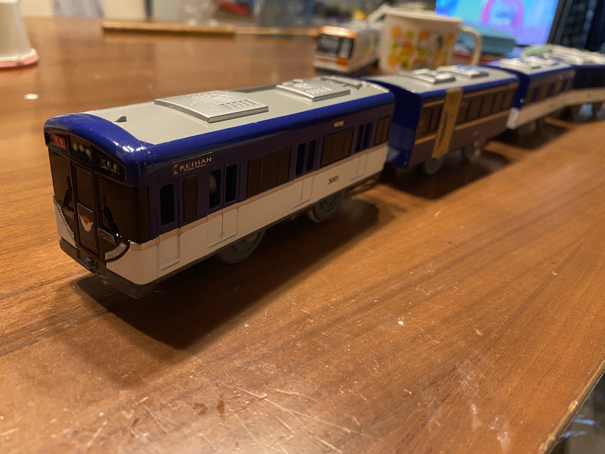 プラレール　京阪電車3000系 Amazon.co.jp: プラレール 動作品 京阪電車 3000系 レア : おもちゃ