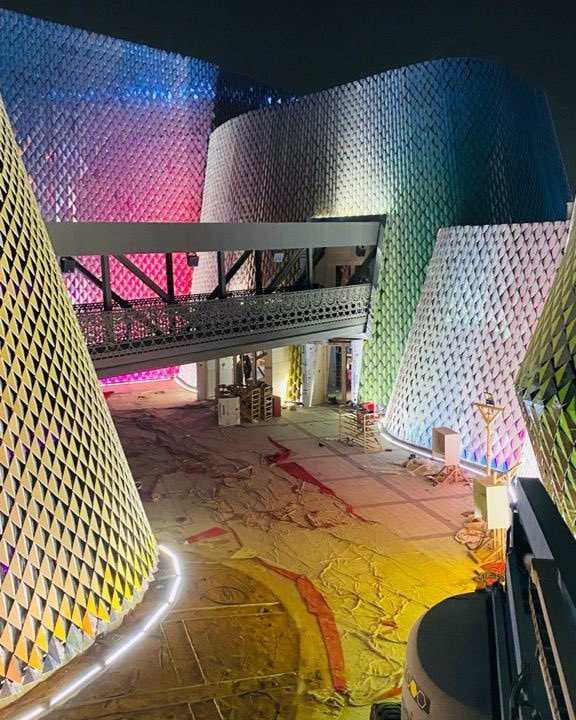 DestinationsPk's tweet photo. Blown away by the brilliance that is @RashidRStudio . As work progresses for the Pakistan Pavilion at the #WorldExpo2020 @expo2020dubai , we are in awe of this artistic intervention!
#DestinationsOnTheGo
#rashidrana
#DestinationsPk
#pakistanpavilion
#Expo2020 #dubai #UAE https://t.co/5Ny9TbJ7ni