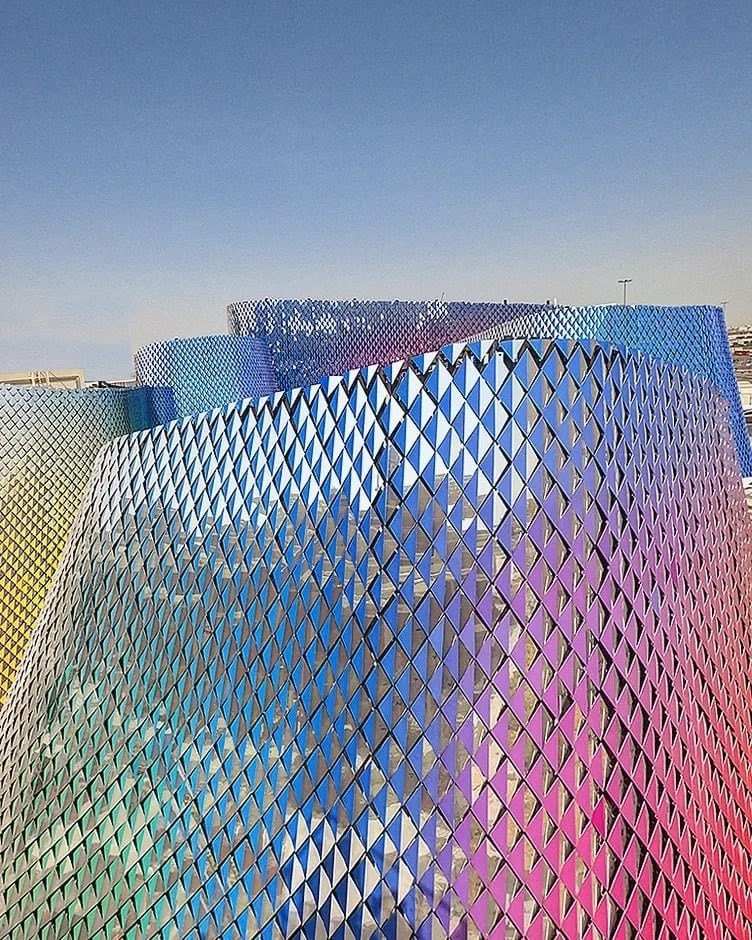 DestinationsPk's tweet photo. Blown away by the brilliance that is @RashidRStudio . As work progresses for the Pakistan Pavilion at the #WorldExpo2020 @expo2020dubai , we are in awe of this artistic intervention!
#DestinationsOnTheGo
#rashidrana
#DestinationsPk
#pakistanpavilion
#Expo2020 #dubai #UAE https://t.co/5Ny9TbJ7ni