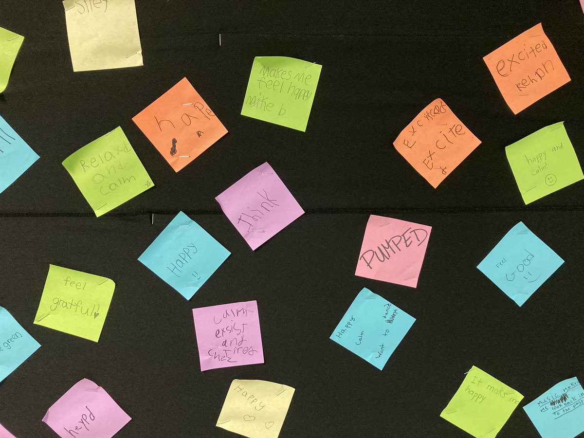 BershAPS's tweet photo. What a great board! Music Makes Me . . . @APSArts https://t.co/xHyT1YjV7u