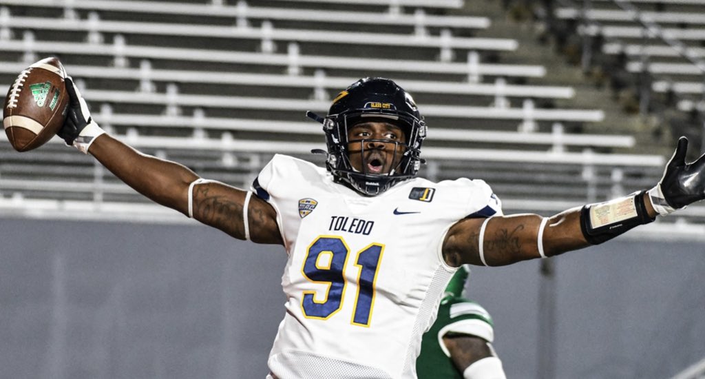 VikeNationFB's tweet photo. Our favorite #91 is ballin for @ToledoFB‼️@jamal_hines good luck this week @NDFootball‼️@gmcsports @VikeNation #WhereRTheyNow #BuiltDifferent https://t.co/IrIWAdm6cm