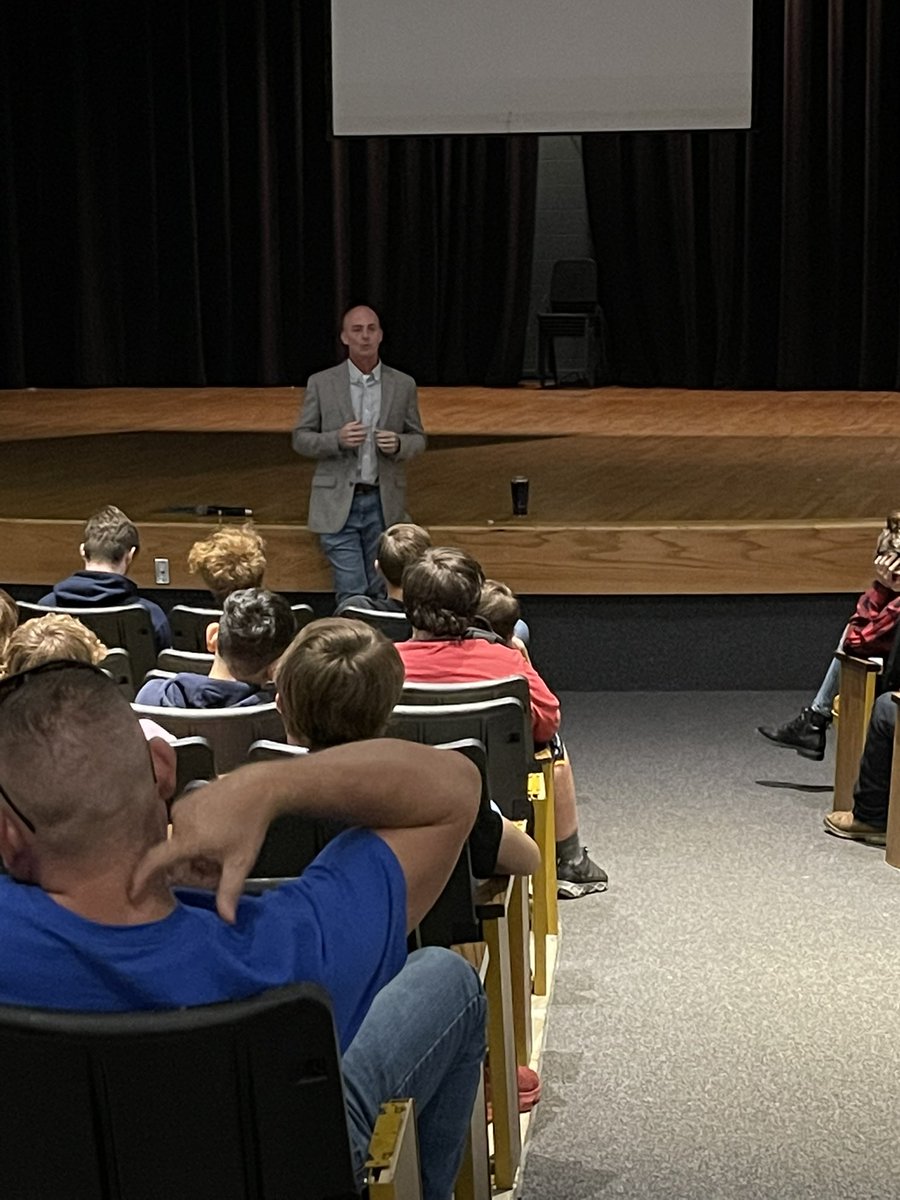 LCCTE's tweet photo. Thank you to Mr. Kevin Posey for speaking with some of our students about work ethics and why their character matters! https://t.co/Homlnaxrwd