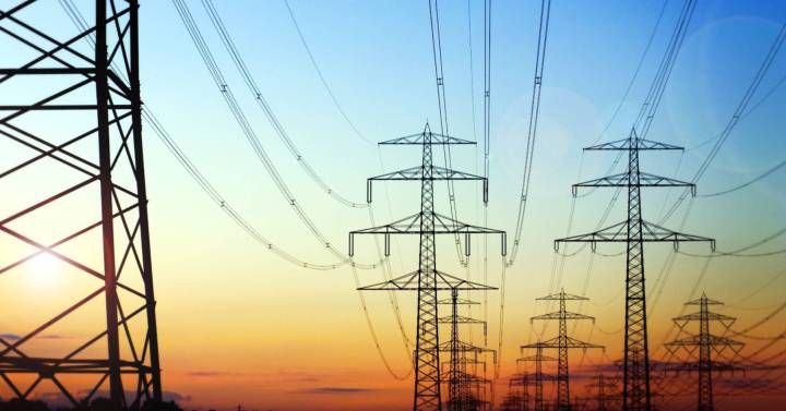 ADU Asesores (@aduasesores) on Twitter photo 😵 ¡Otro récord histórico por segundo día consecutivo❗️ La #luz pulveriza su récord de hoy, mañana viernes costará un 7,49% más: 152 euros Mw. Alcanzará un pico nunca visto de 159,31 euros. buff.ly/3ngUcVh a través de <a href="/CincoDiascom/">CincoDiascom</a> 😵 ¡Otro récord histórico por segundo día consecutivo❗️ La #luz pulveriza su récord de hoy, mañana viernes costará un 7,49% más: 152 euros Mw. Alcanzará un pico nunca visto de 159,31 euros. buff.ly/3ngUcVh a través de <a href="/CincoDiascom/">CincoDiascom</a>