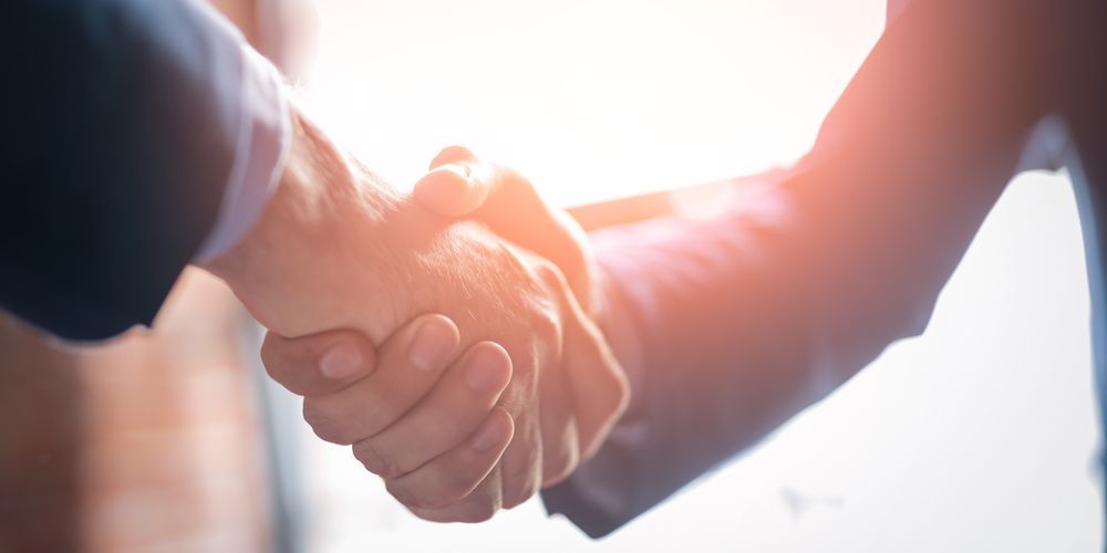 Groothandels kennen LG al tijden. Maar nu stellen ze zich graag voor aan de installateur. “Het is voor de installateur handig dat er één merk is dat alle apparatuur om een woning te verduurzamen kan leveren”, vertelt Jeroen Bustin van het bedrijf. buff.ly/3BFHpzA