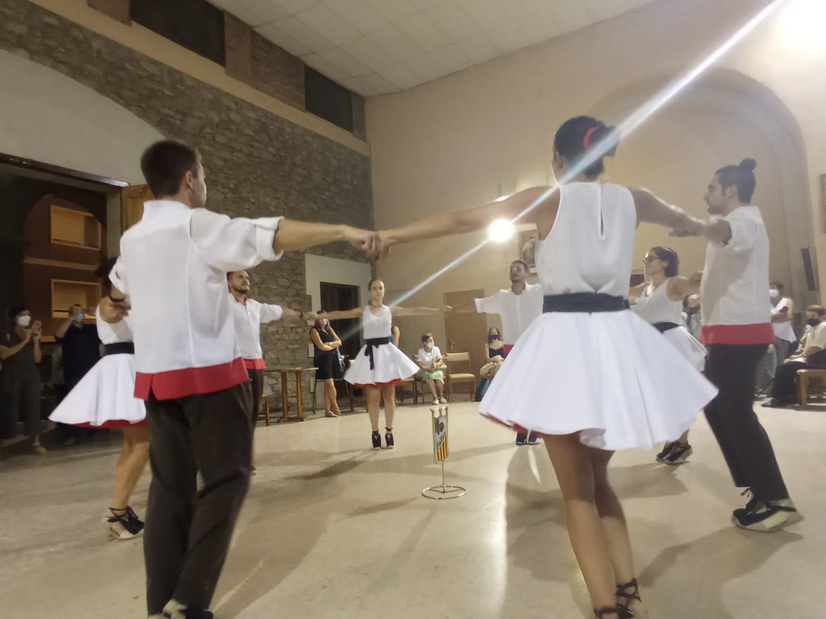GSRiallera's tweet photo. Ahir vam participar a la festa major del barri del Remei de Vic! @BarridelR https://t.co/e4id97wFwU