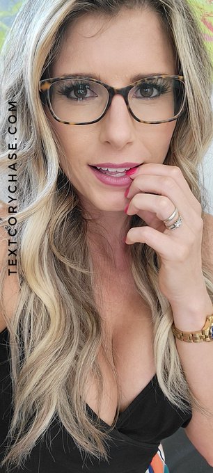 I will let you in on a little secret if you hang with me at https://t.co/WAcErr0uP2 Not a subscriber<a href="/tag/mvsales"class="tags"><span>#mvsales</span></a>