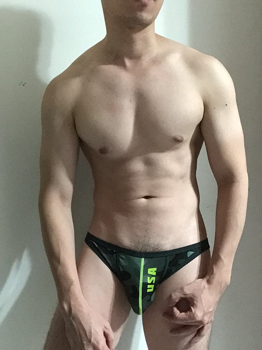 Mike19980905's tweet photo. 又是 @wantkuunderwear  的內褲，哈
最近飲食比較沒控制，腰內肉猖狂了起來 https://t.co/48CzzD3f5A