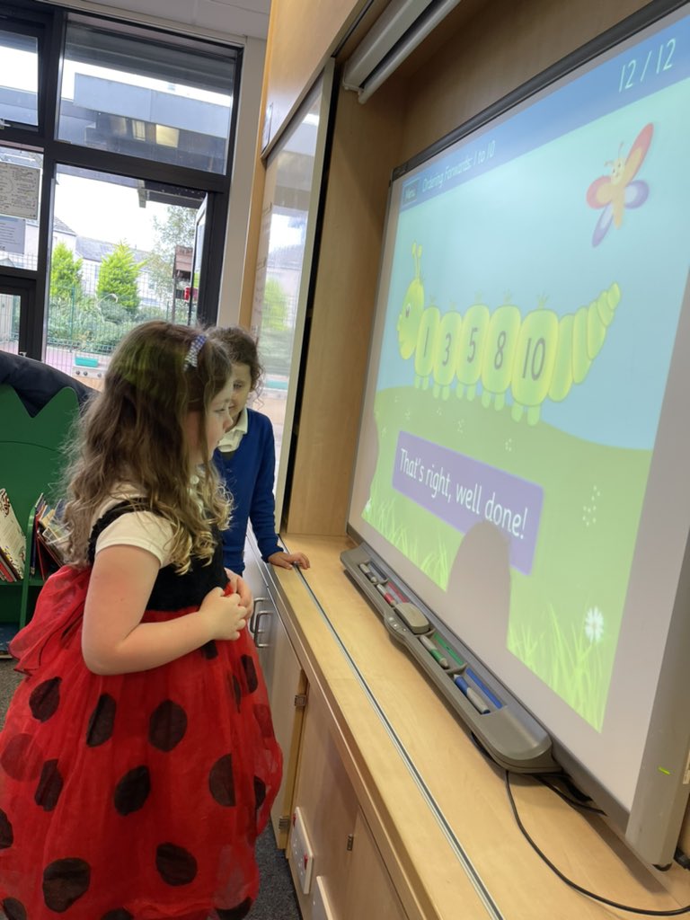 Cuiken_Primary's tweet photo. P1 started to order numbers to 10 with a fun game with @miss_pelosi4 this afternoon! #aimhigh #challengeisgood #enjoylearning π https://t.co/Ys9wYCZWqh