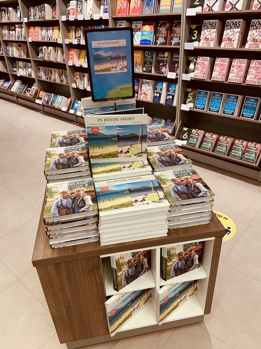 Enjoyed my visit to the famous @easons on O’Connell St in Dublin. Signed a ton of books. ‘In Hinde-Sight’ pairs John Hinde old #postcards of #Ireland with my contemporary images. Now available in all stores & online.@Gill_Books #johnhinde #BookRecommendations #Irish #InHindeSight