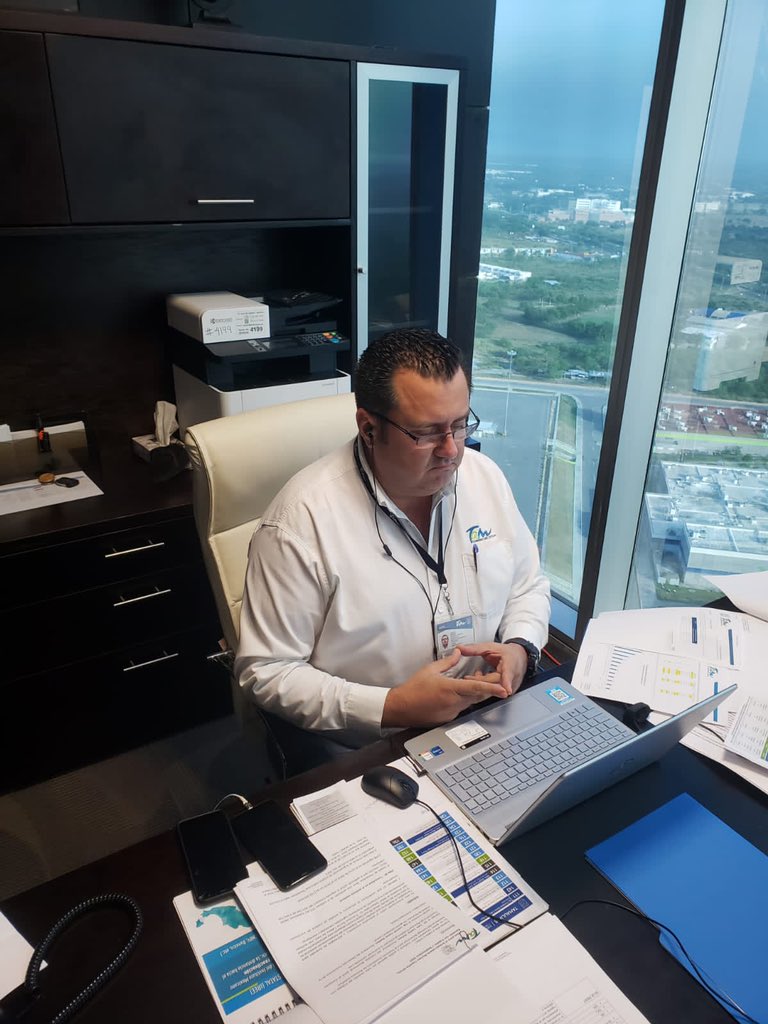 RCastilloAirola's tweet photo. Hoy participé en la Junta de Consejo del @CobiferR, donde conversamos sobre las oportunidades y estrategias para la promoción y atracción de inversiones a #Reynosa y #Tam.
¡Vienen grandes cosas para esta región y el estado!
#TamCrece #InvestinTam https://t.co/L9zYwaBJb2