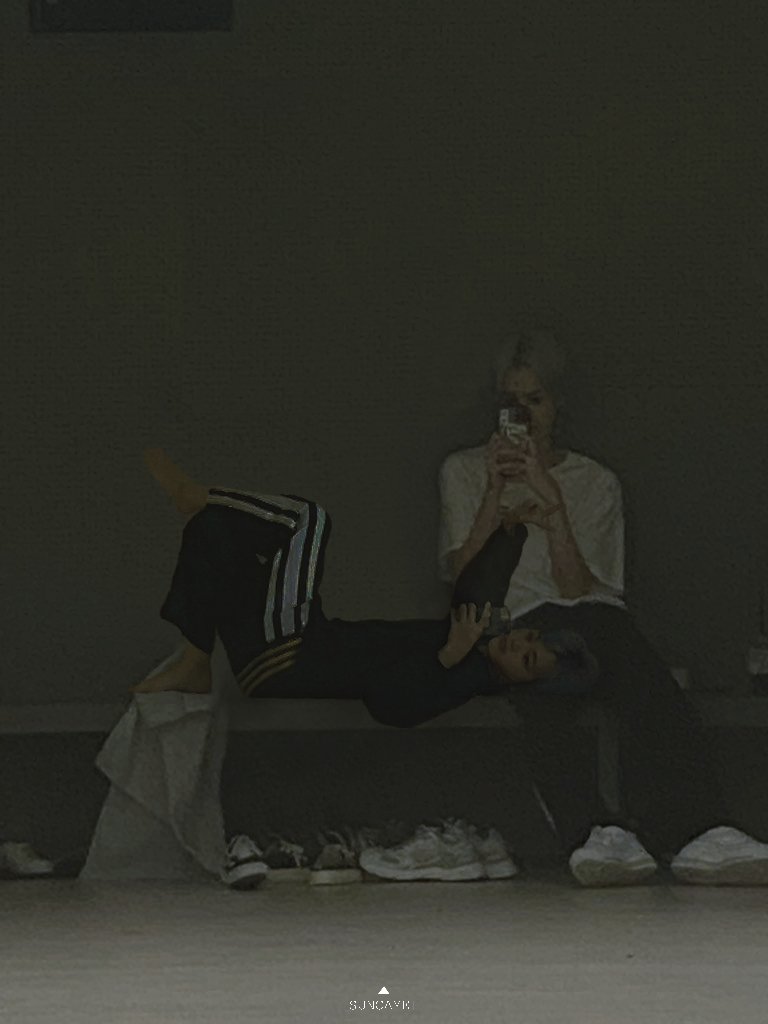 suncamel6's tweet photo. #들렘 자? https://t.co/j7k5I526qt