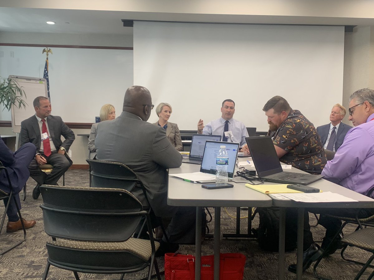 MrsSchwamman's tweet photo. @sai_iowa @MarleyElevate @Mr_Bonjour @DHalupnik @Iowasupt great learning at Supt Mentor/Mentee meeting! @djschon @RoarkHorn https://t.co/90D4kg4GvC