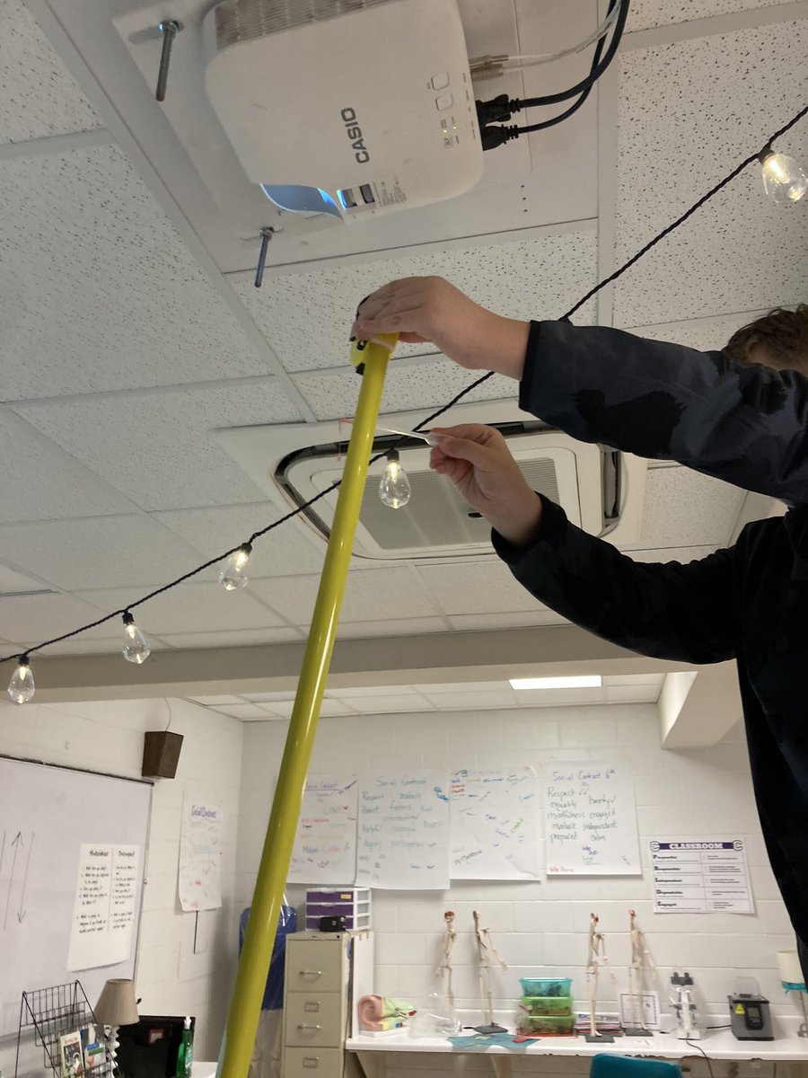 BMattCHS's tweet photo. Analyzing blood spatter in BioMed https://t.co/jEp7a3VMps