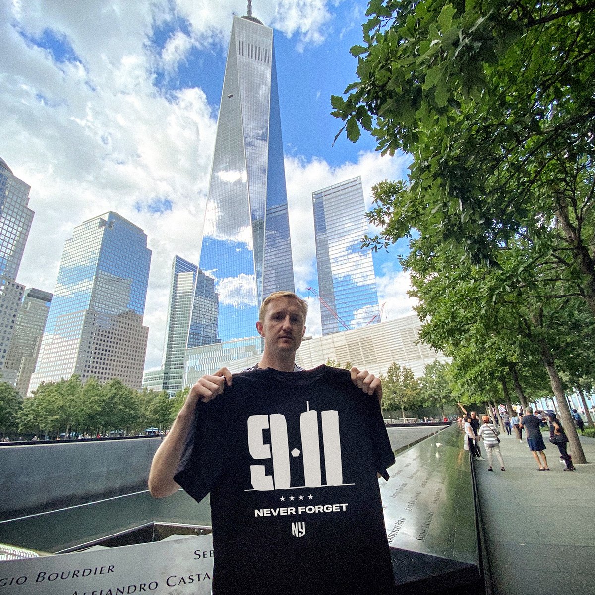 #RBNY Host Day of Remembrance at <a href="/RedBullArena/">chopper</a> on 20th Anniversary Commemoration of 9/11: win.gs/38VWwso