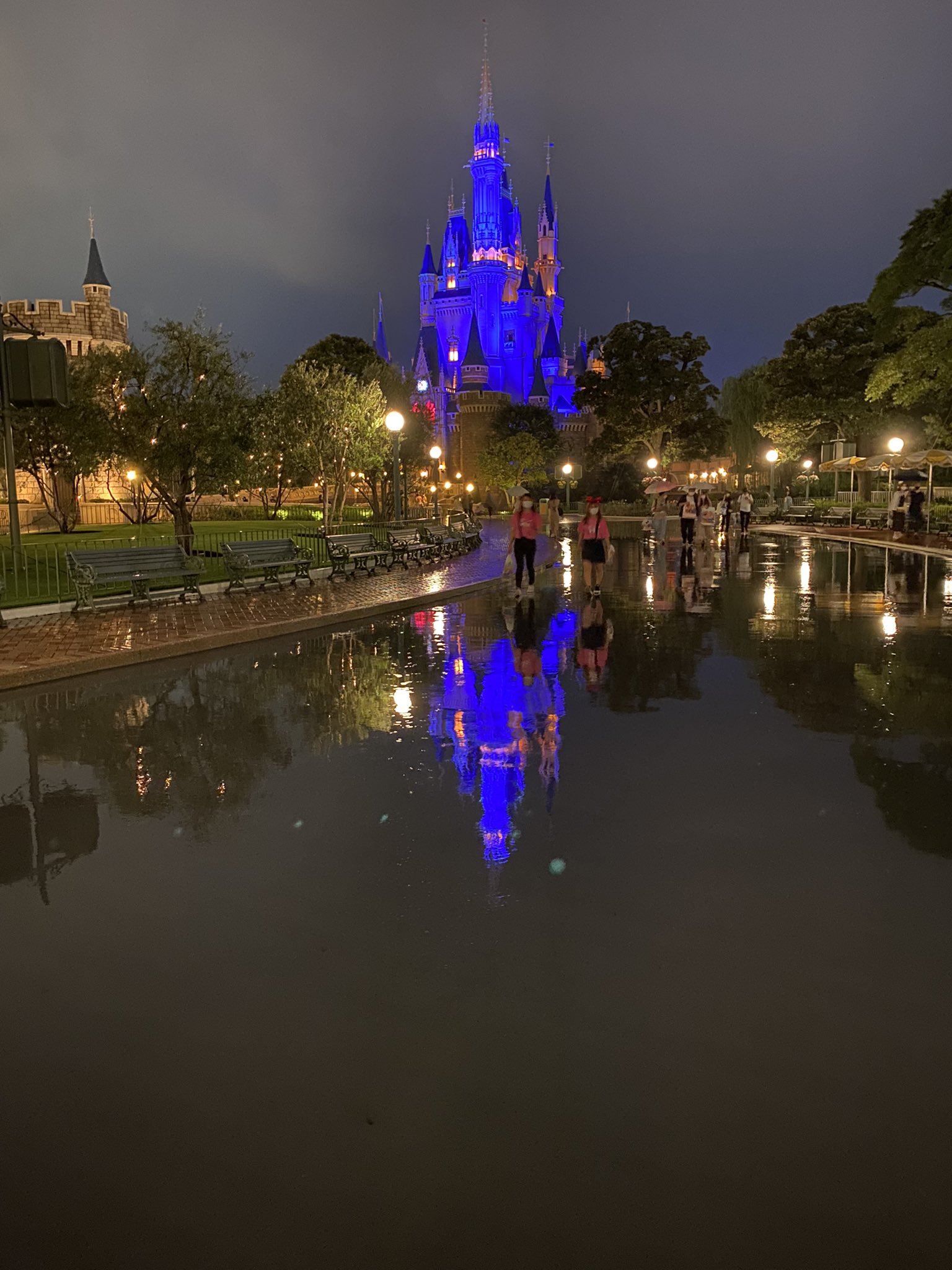 やまみた 土 雨の日 ディズニーでした 再来週は もっともっと 写真撮りますね ディズニーシー 東京ディズニーシー周年 東京ディズニーシー タイムトゥーシャイン 東京ディズニーランド 東京ディズニーリゾート シンデレラ城 雨の日ディズニー