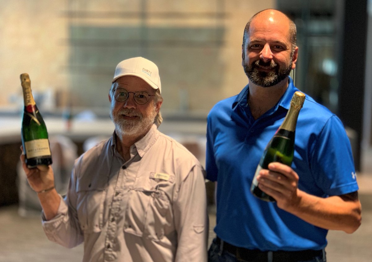 jenniferwarawa's tweet photo. What an incredible milestone day @DIRTT as we celebrated receiving our Certificate of Occupancy for our #Dallas DXC (DIRTT Experience Center). Our team made magic happen and the space is spectacular! We can't wait for everyone to see it in the weeks and months ahead! #buildbetter https://t.co/HK0tYxFwDj