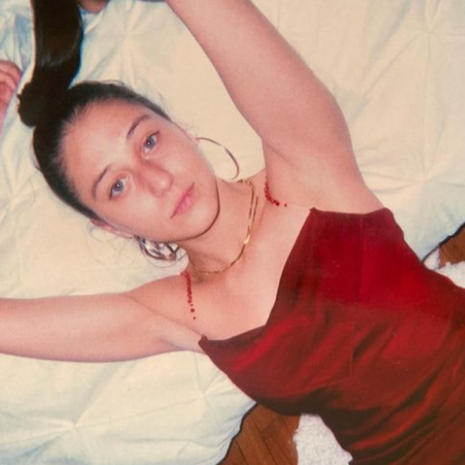 thewildhoneypie's tweet photo. “Sad Sad Sad” by @ROSIEmusicc is a slow-building end-of-summer song, as sparkly as it is, well, sad. ✍️ @MayaMayhem https://t.co/pkR0iKUeiv https://t.co/c0kefhWXT1