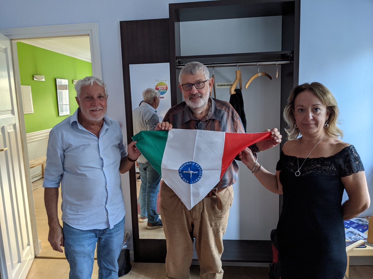 Mit dem Abgeordneten der ⁦<a href="/GRUENE_Hamburg/">GRÜNE Hamburg</a>⁩ in der ⁦<a href="/buergerschaftHH/">Bürgerschaft Hamburg</a>⁩ sowie Orlando Materassi und Silvia Pascale (#ANEI) gab es einem Meinungsaustausch, was zur Erinnerung an die italienischen Militärinternierten #IMI in Hamburg weiteres unternommen werden könnte.