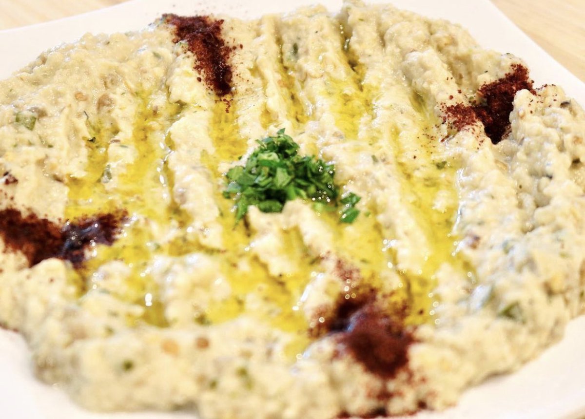 Spice up your life with a flavorful meal from Pita Parlor 🍽 #pitaparlor 
.
.
.
#pitaparlorlogansquare #logansquarechicago #logansquare #chicagofood #chicagofoodscene #chicagofoodies #logansquarerestaurants #logansquarecatering #chicagocatering