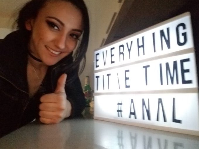 Watch Mandy Muse's leaked NSFW photo on TwXstars