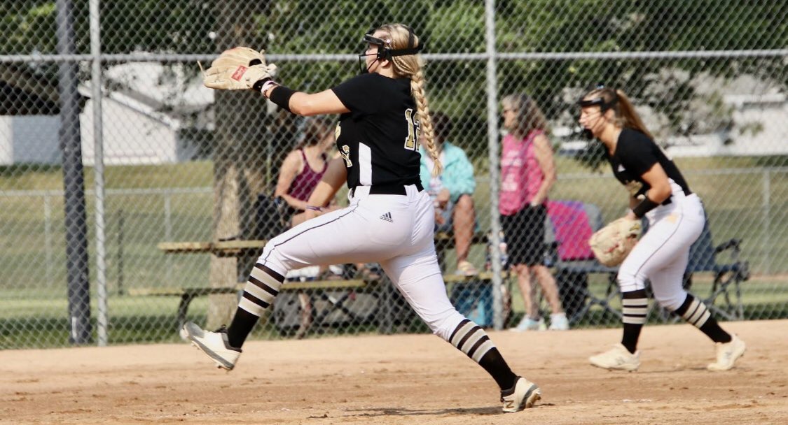 Nebraska Gold 18u tweet media