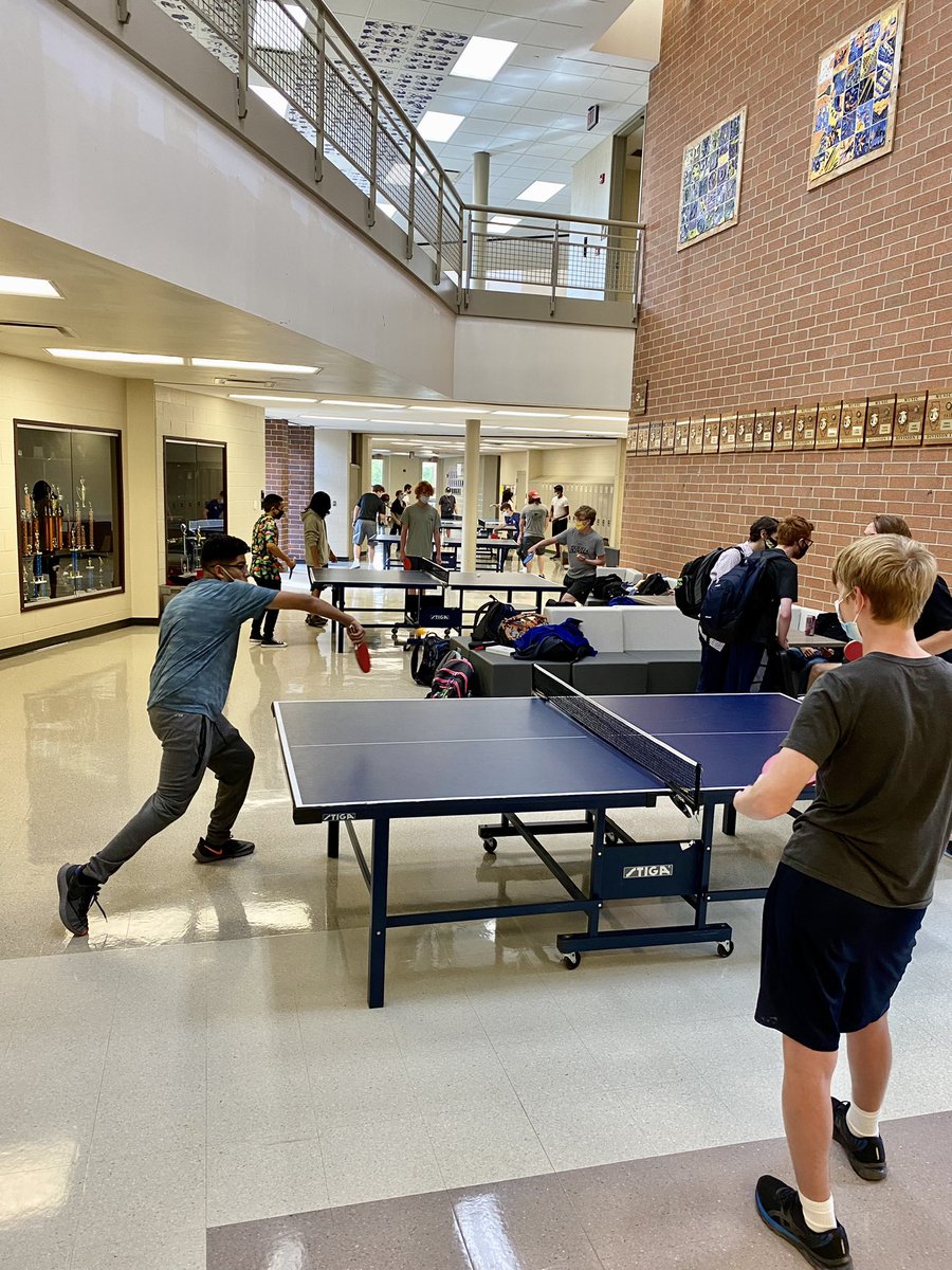 GNHSTableTennis's tweet photo. We’re baaaaacccckkkkk!!
And stronger than ever.  Great turnout yesterday after school.  See you next Wednesday, after school, in the Band Hallway.  
🏓 #TableTennis https://t.co/223EwagOb3