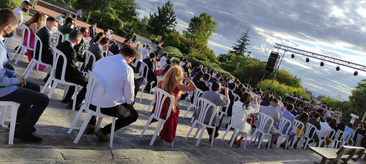 Empezamos el acto de graduación!! Mucho orgullo de haber formado est@s estudiantes de GIAA, GIFMN, MUIA y MUIM @daetsiam