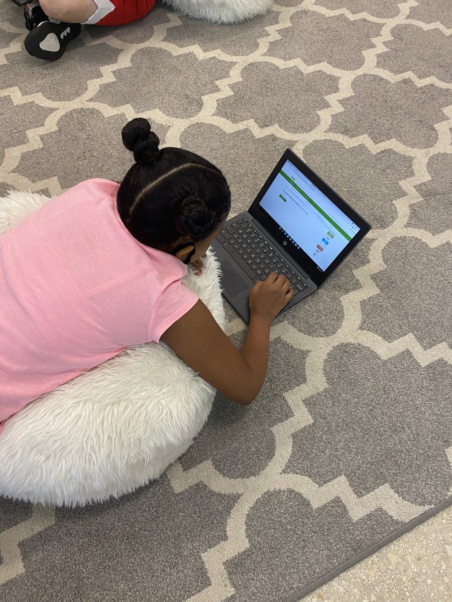 Blended learning is going strong here at Sinclair! Students know their expectations and are achieving their goals! <a href="/lifenthe4thlane/">Ashley Harris</a> <a href="/semustangpride/">Sinclair Elementary</a> <a href="/ECISDtweets/">East Central ISD</a>