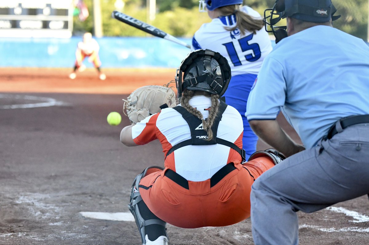 laramiller78's tweet photo. @PCSoftball3 https://t.co/t9qW0TKD1x